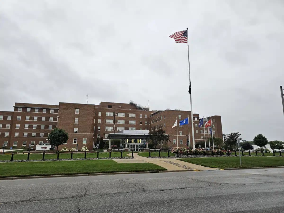 Aleda E Lutz VAMC - Preview