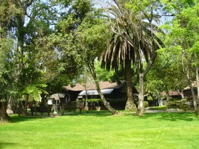 Aurora Las Encinas Hospital - Hero Image