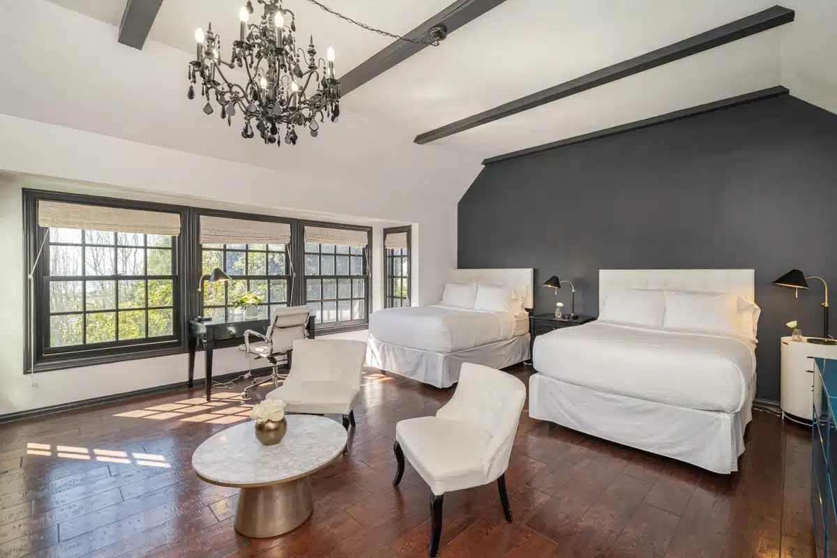 Cliffside Malibu 2 - Hero Image