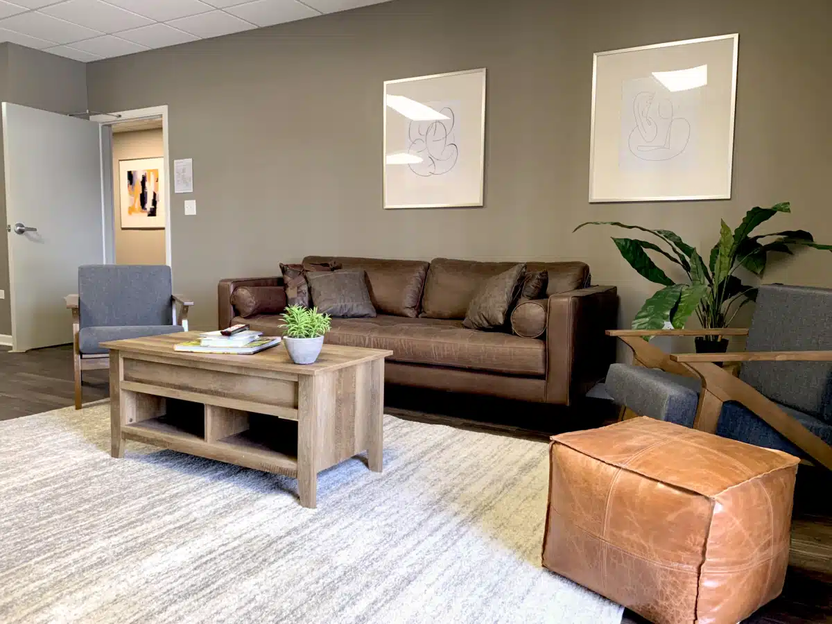 Footprints Recovery IL