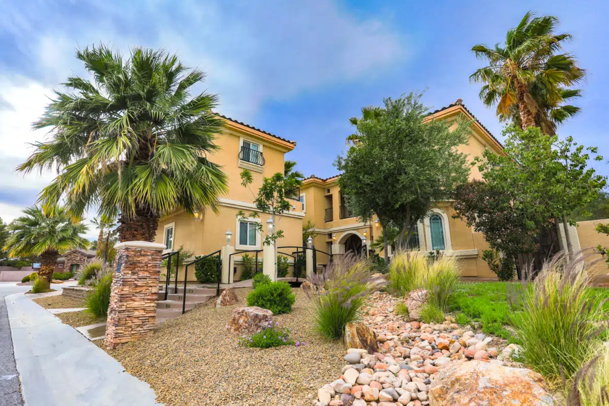 Luxe Treatment Center LLC