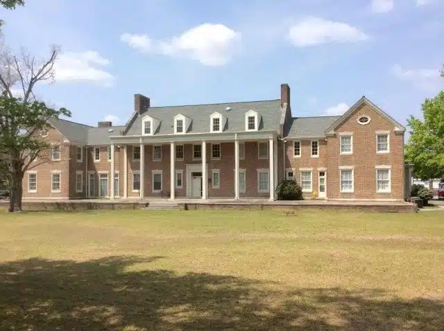 Morse Clinic of Roanoke Rapids - Preview