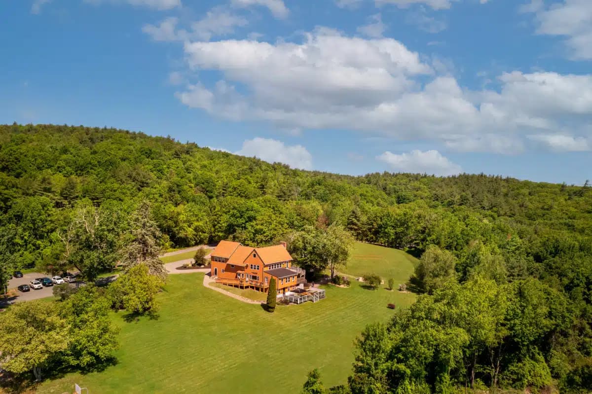 Spring Hill Recovery Center - Hero Image